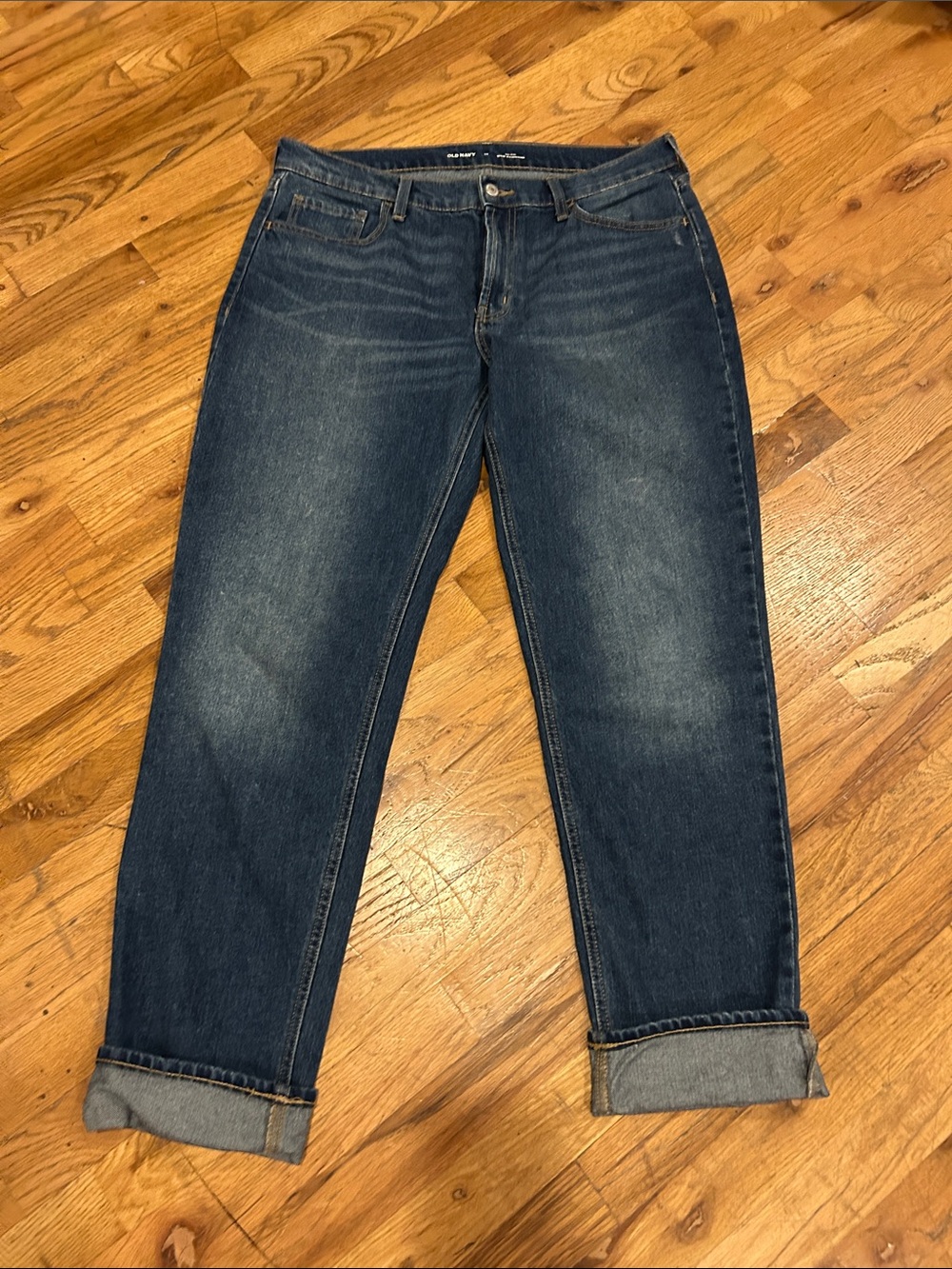 Old Navy Mid-Rise Wow Boyfriend Jeans in Dark Blue